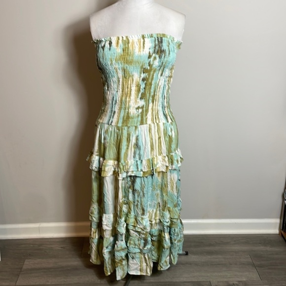 Strapless stretch green tie dyed boho ruffled dress - Picture 1 of 7